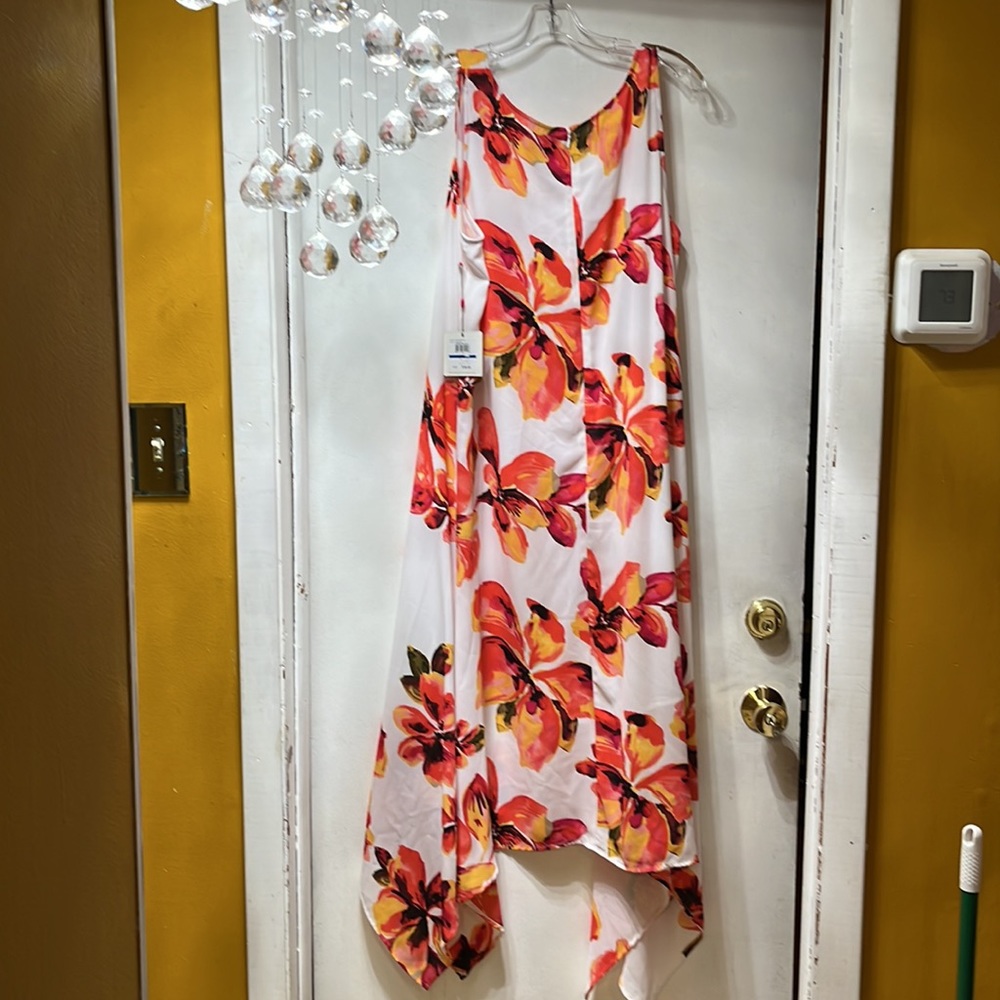 New beautiful colored sun dress - Picture 4 of 5